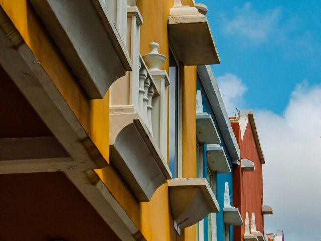 Dynamische horizonten: de vastgoedmarkt van Curaçao