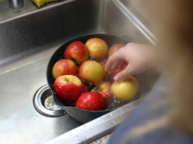 Waarom een roestvrijstalen keuken spoelbak een goede keuze is
