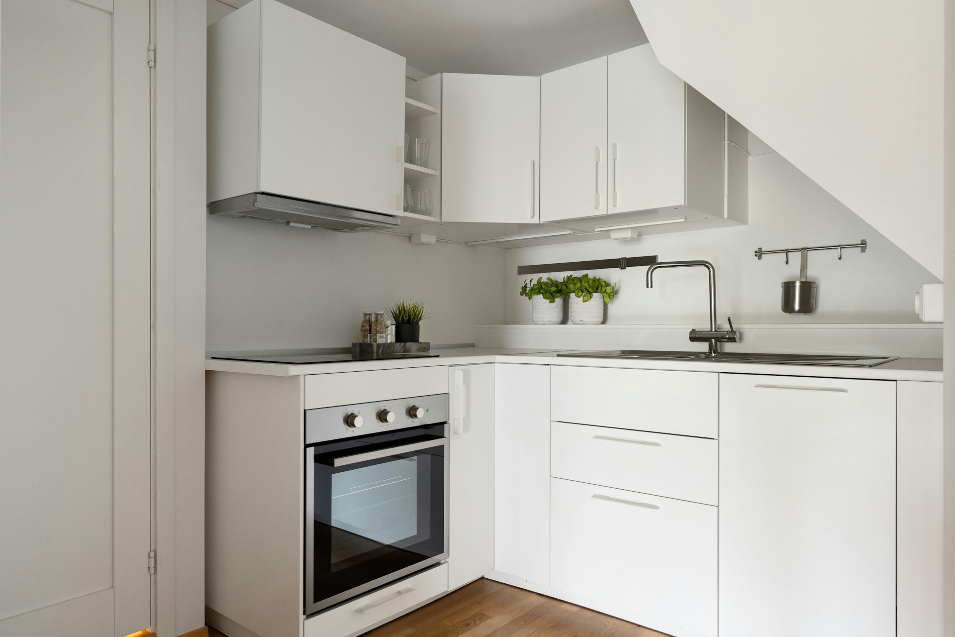 Keuken schoonmaken: zo blijft alles echt hygiënisch
